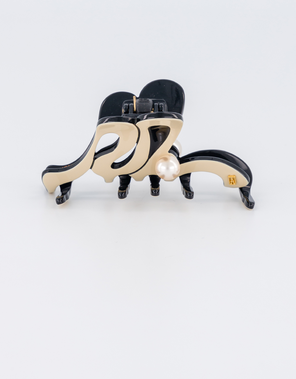 Michelle⭐︎ALEXANDRE DE PARIS LISERAI Amazon.com: Alexandre de Paris Women's Les Liserai Hair Clip